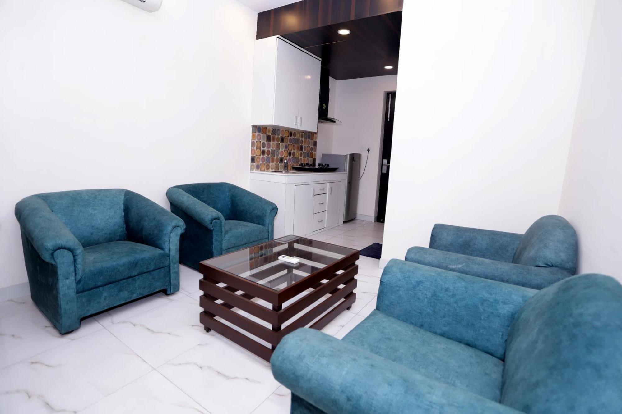 Hotel Pk Residency Ноида Екстериор снимка