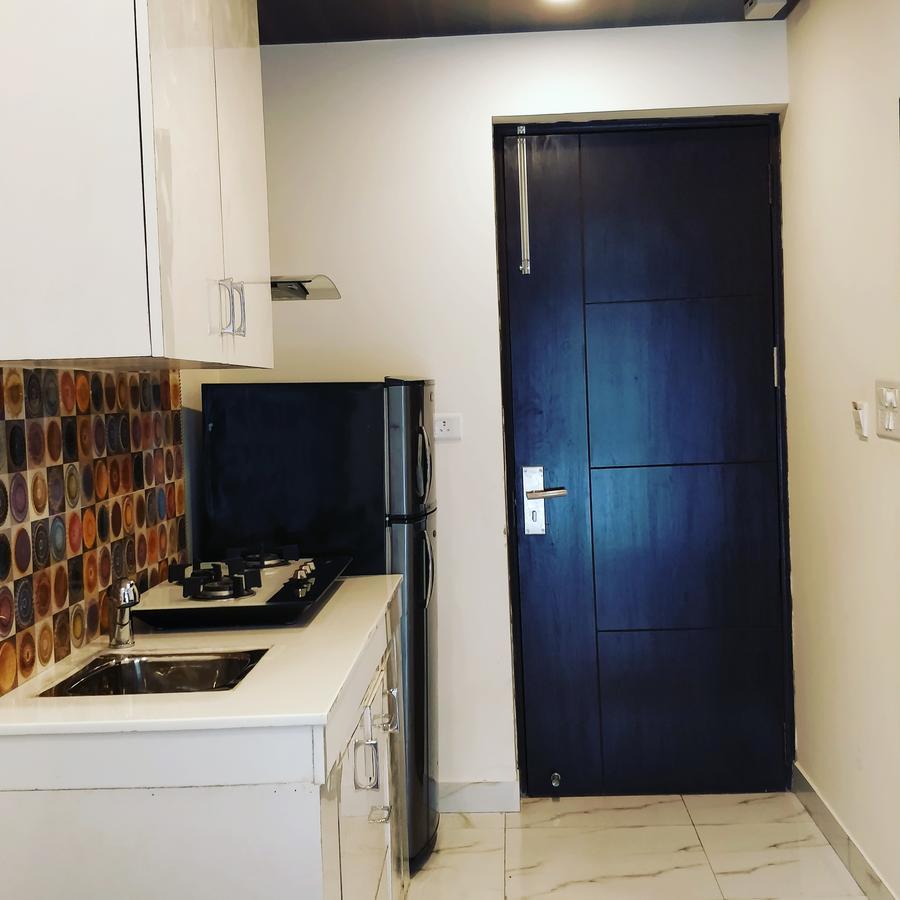 Hotel Pk Residency Ноида Екстериор снимка