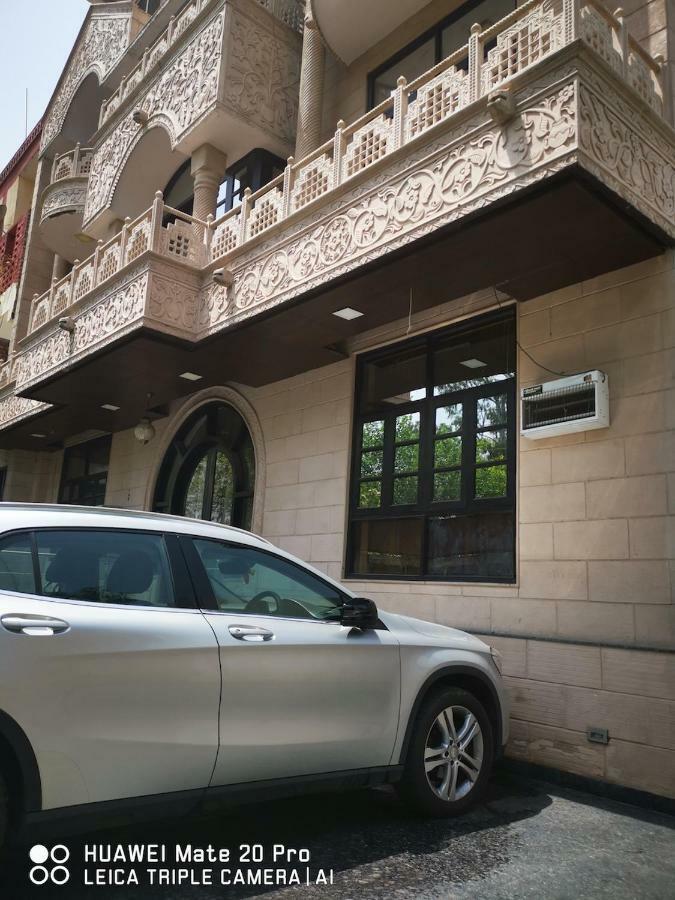 Hotel Pk Residency Ноида Екстериор снимка
